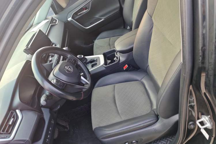 Used Toyota RAV4 2023 2.0L CVT 4x4 Explorer Plus Edition