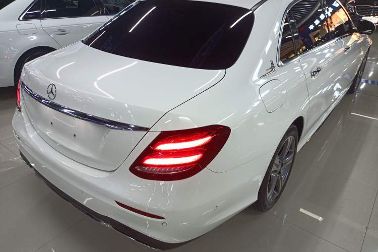 Used Mercedes-Benz E-Class 2016 E 200 L Sport Edition