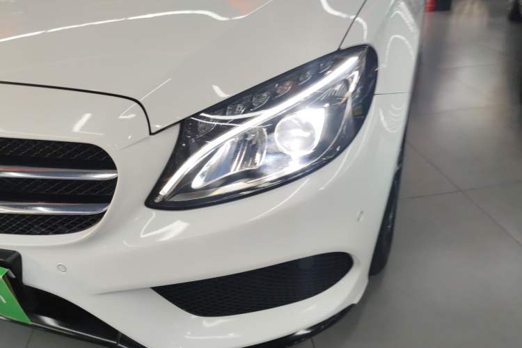 Used Mercedes-Benz C-Class 2017 Restyled C 200 Sport Edition
