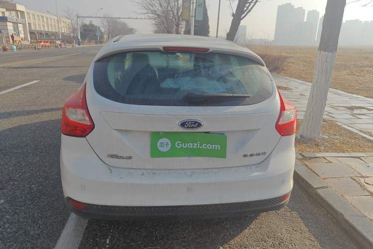 Used Ford Focus 2012 Hatchback 1.6L Manual Fashion Edition