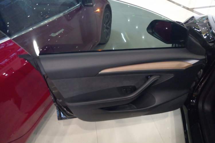 Used Tesla Model 3 2022 Rear-Wheel-Drive Version
