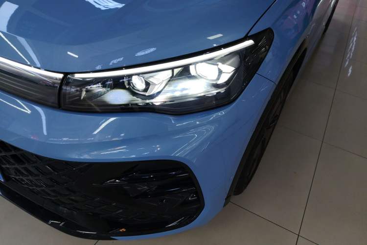 Used Volkswagen Tiguan L 2024 PRO 380TSI Four-Wheel Drive R-Line Prestige Edition
