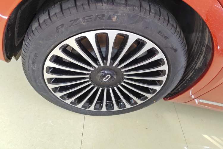 Used Hima AITO M9 2024 Range-Extended Ultra Version 52 kWh 5-Seater Model
