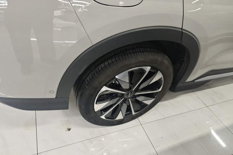 Used BYD Song PLUS New Energy 2025 DM-i Intelligent Driving 112KM Prestige Model
