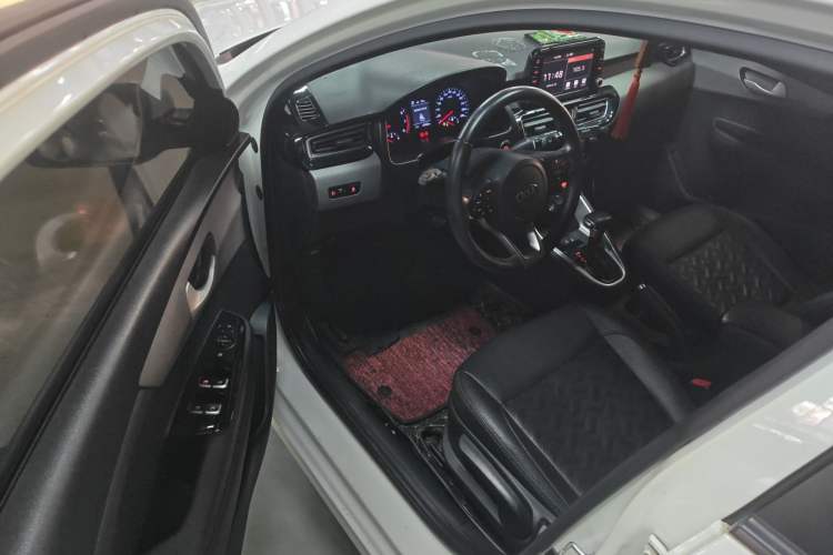 Used Kia Forte 2018 1.6L Automatic Value-Connect Edition with Intelligent Connectivity