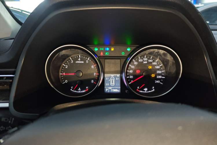 Used Haval M6 2023 PLUS 1.5T DCT Luxury Smart Connectivity Model