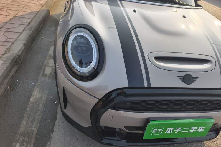 Used  MINI 2022 Revised 2.0T COOPER S Artist Five-Door Edition
