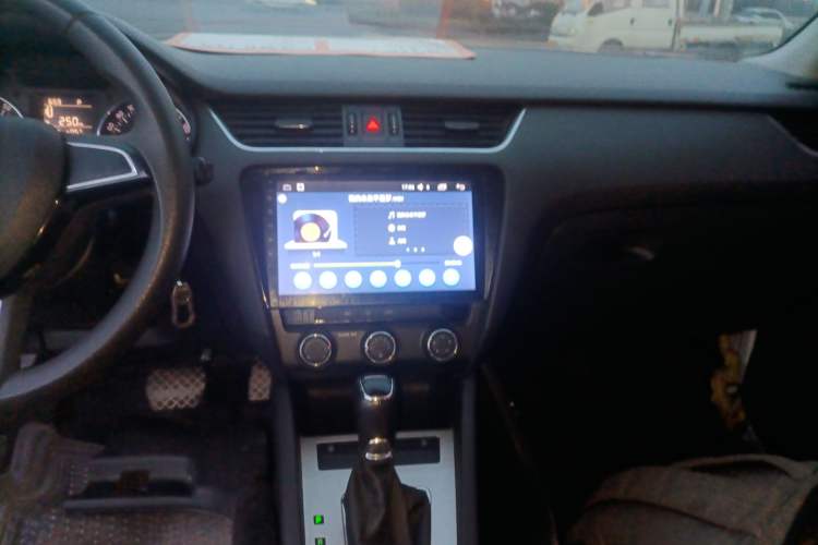 Used Skoda Octavia 2017 1.6L Automatic Chuanxing Edition
