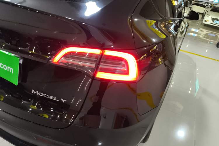 Used Tesla Model Y 2024 Rear-Wheel-Drive Version