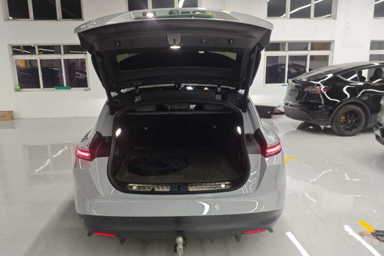 Used Nio ET5T 2024 75kWh Touring