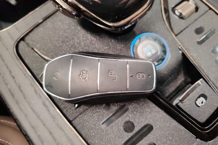 Used BYD Han 2023 EV Champion Edition 715 km Front-Drive Flagship Model
