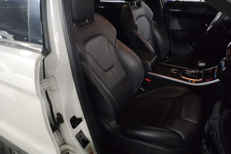 Used Land X7 2016 2.0T Panoramic Prestige Edition