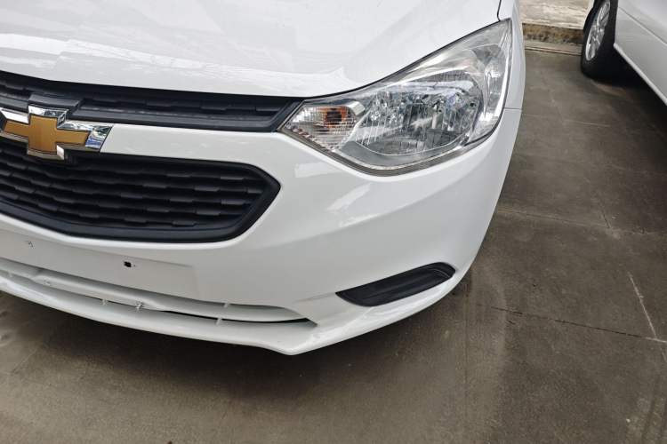 Used Chevrolet Sail 2015 Sail 3 1.3L Manual Warm Edition
