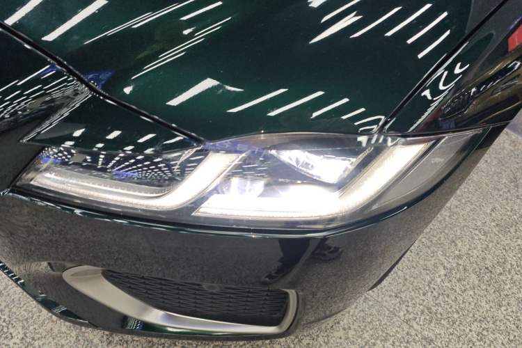 Used Jaguar XFL 2021 XFL 2.0T P250 Two-Wheel-Drive Luxury Deluxe Edition