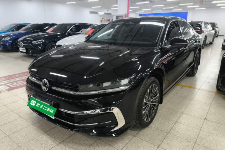 Used Volkswagen Magotan 2024 380TSI DSG Prestige Edition DaMai Package