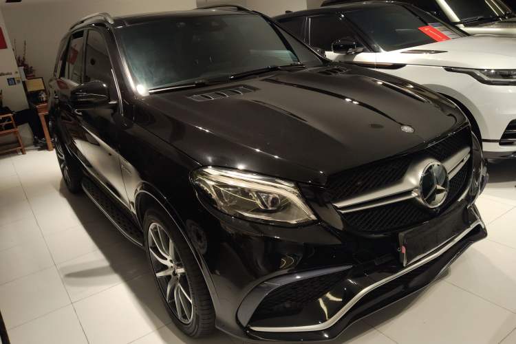 Used Mercedes-Benz GLE AMG 2015 AMG GLE 63 4MATIC
