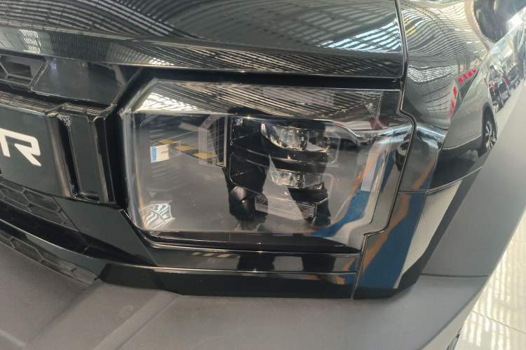 Used JETOUR Traveler 2023 2.0T Four-Wheel Drive Conqueror