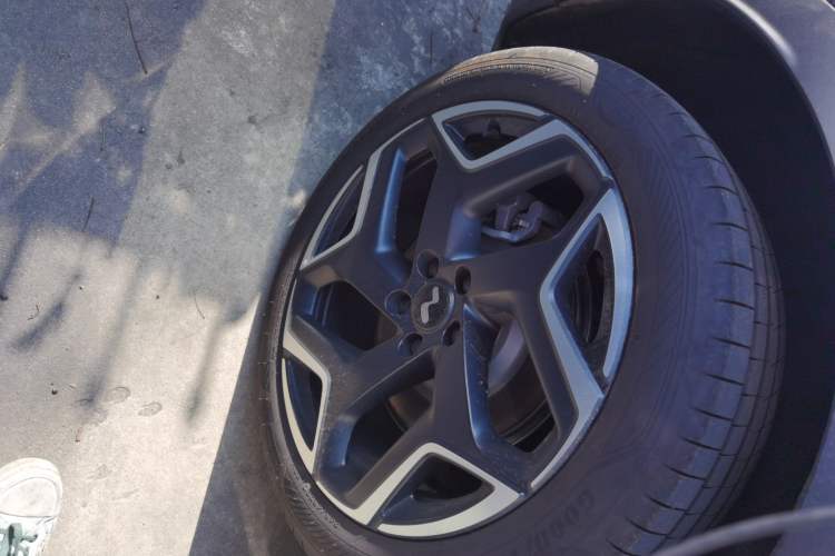 Used ONVO L60 2024 60 kWh All-Wheel Drive