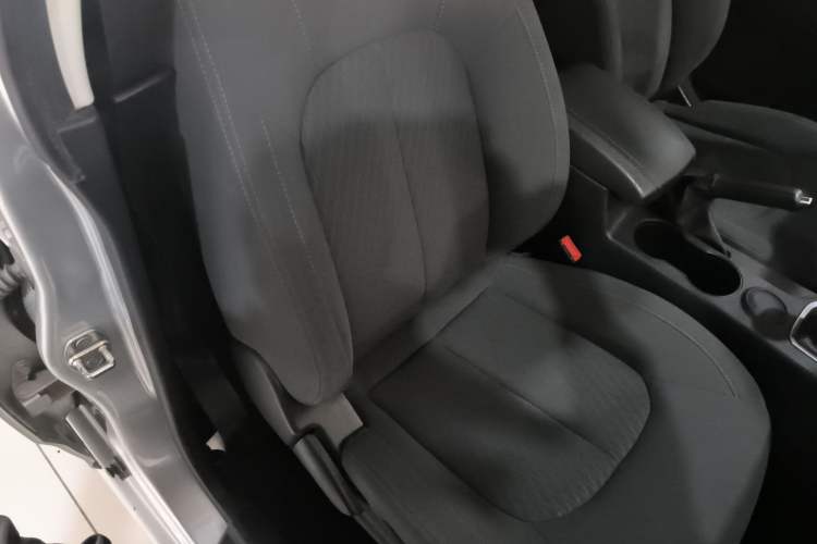 Used Great Wall Wingle 7 2019 2.0T Diesel Two-Wheel Drive Value Edition China VI Standard Big Double Cab GW4D20M