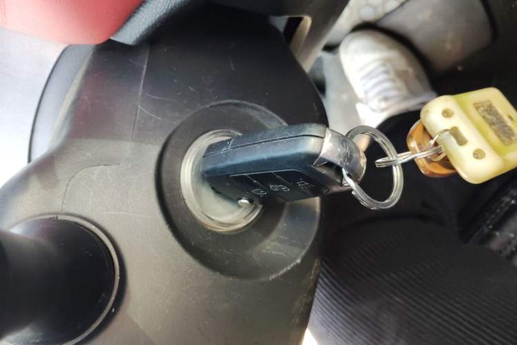 Used Haval H1 2015 1.5L AMT Urban Model
