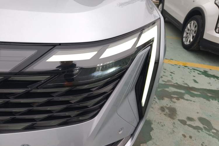 Used Geely Auto FX11 2023 1.5TD DCT Prestige Edition
