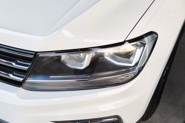 Used Volkswagen Tiguan L 2018 330TSI Automatic Two-Wheel Drive Luxury Edition
