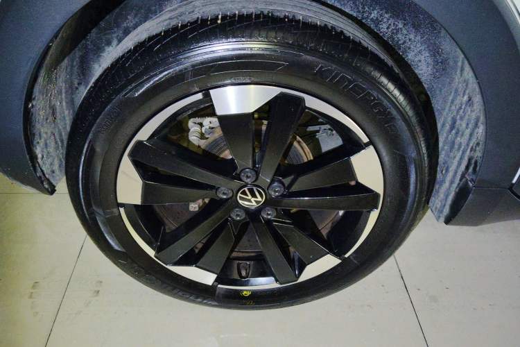 Used Volkswagen Tacqua 2021 200TSI DSG JoyConnect Edition
