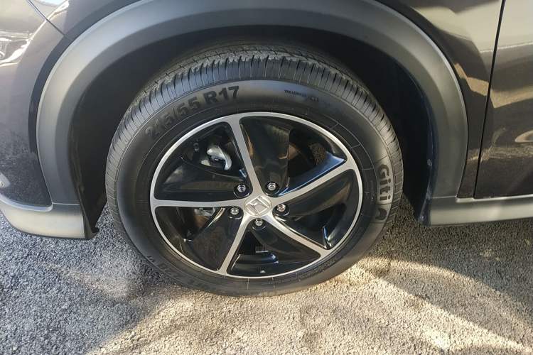 Used Honda Vezel 2020 1.5L CVT Pioneer Edition
