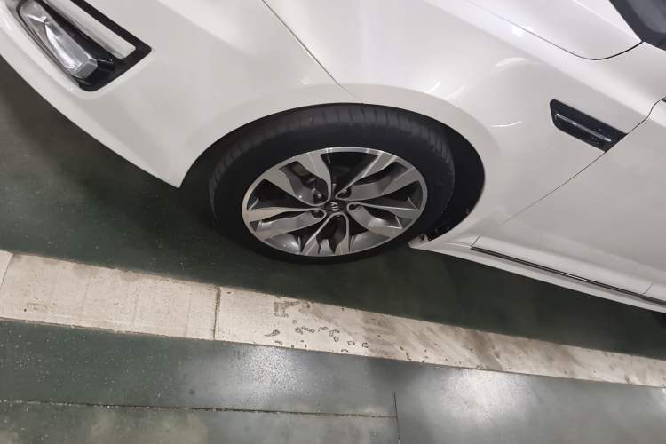 Used Kia K5 2014 2.0L Automatic LUXURY
