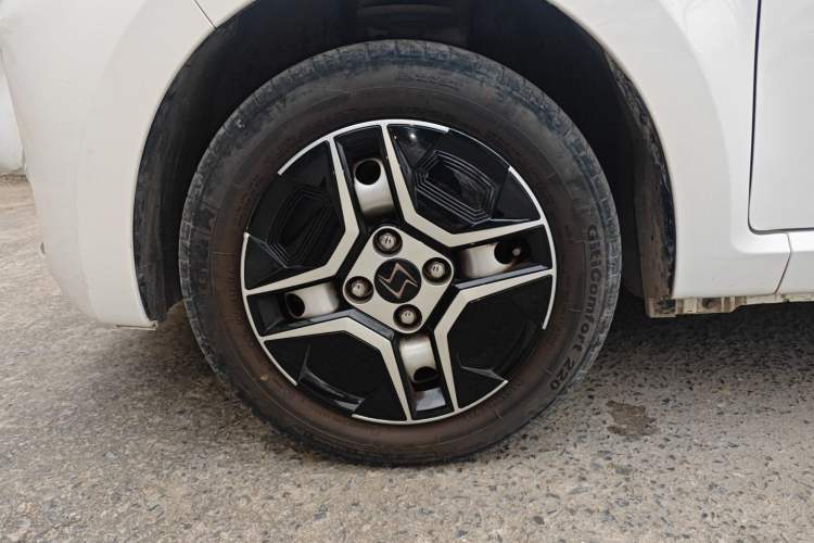 Used SOL E10X 2021 302 km Range Fashion Edition 31.4 kWh