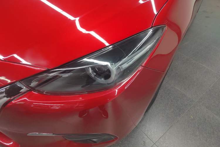 Used Mazda Mazda 3 Axela 2017 Sedan 1.5L Automatic Luxury Model China VI Standard