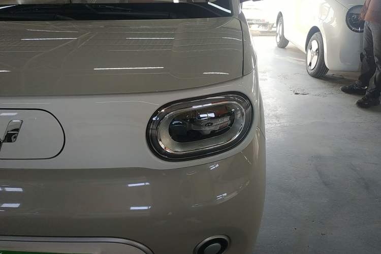 Used Wuling Hongguang MINIEV 2024 3rd Generation 215km Youth Edition
