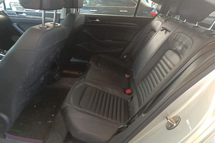 Used Volkswagen Magotan 2019 330TSI DSG Leading Model China VI Standard
