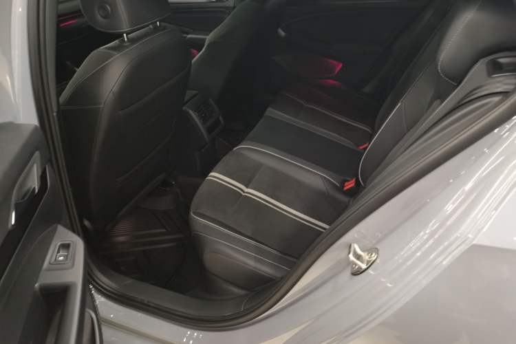 Used Volkswagen Golf 2021 280TSI DSG R-Line
