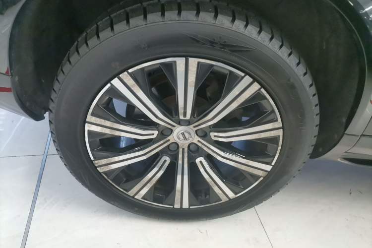 Used Volvo XC90 2020 Facelifted T6 Zhiyi Luxury 7-Seater
