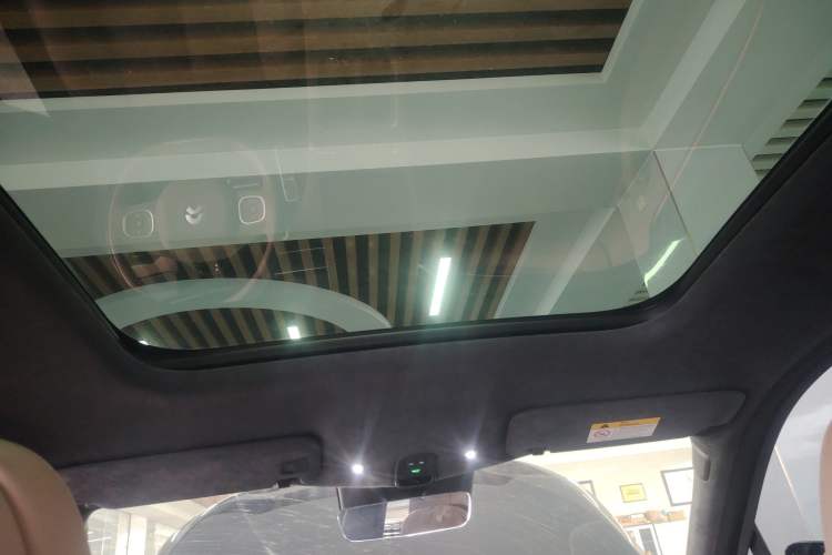 Used Nio ES8 2024 75 kWh
