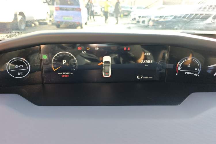 Used Changan UNI-V 2022 1.5T Smart Navigation Version
