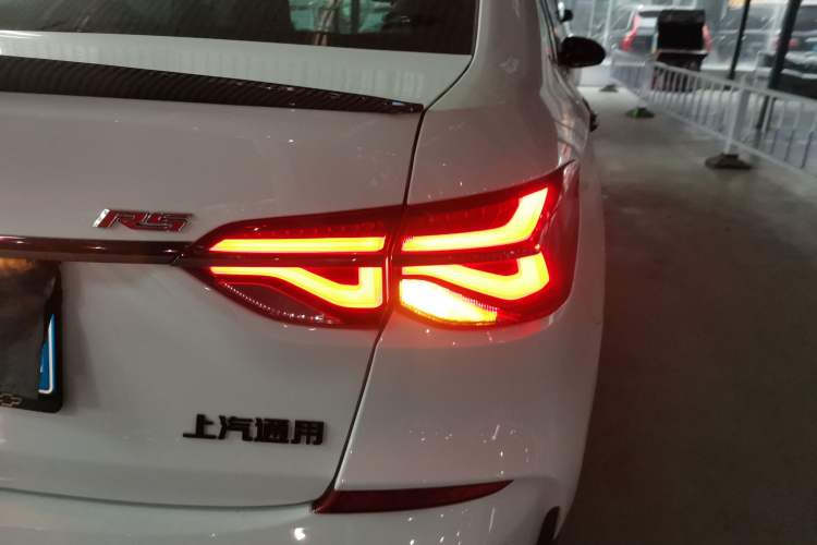 Used Chevrolet Monza 2020 Light Hybrid RS 330T Automatic Thrill Edition