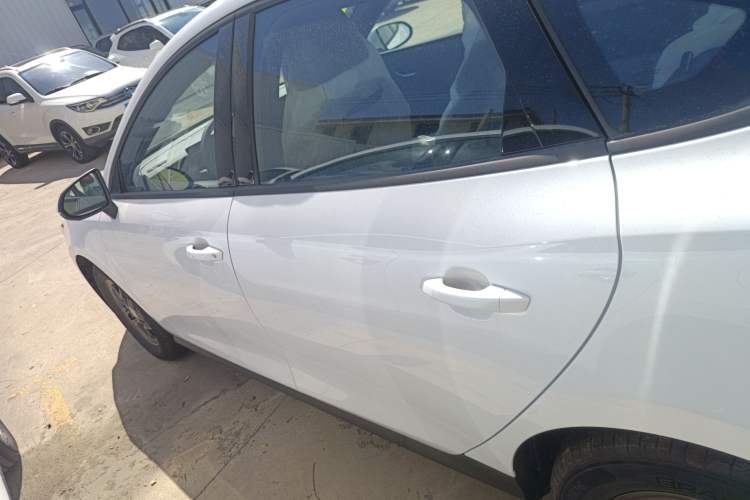 Used BYD Qin PLUS 2025 DM-i Smart Drive 55KM Leading Model
