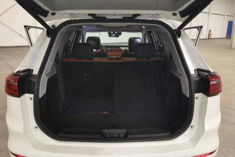 Used Chery Tiggo 8 PLUS 2021 290TGDI DCT Luxury Edition