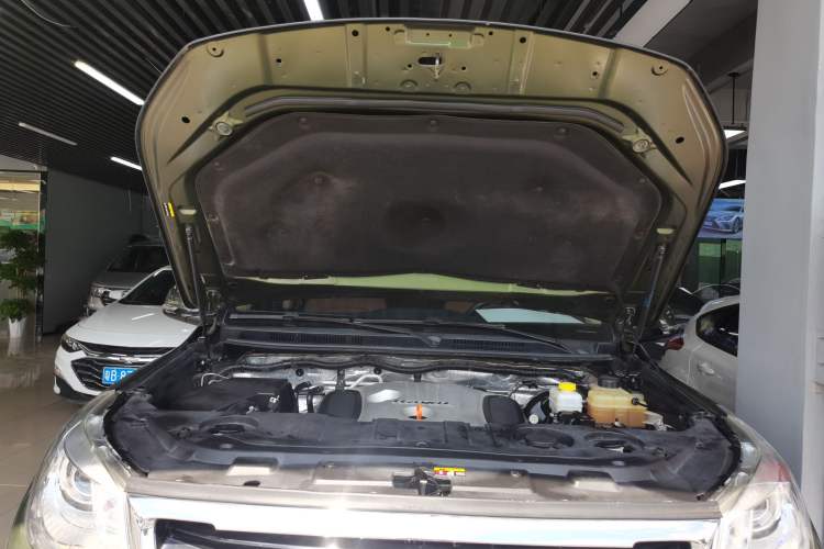 Used Haval H9 2015 2.0T Four-Wheel Drive Ultra-Luxury 7-Seater
