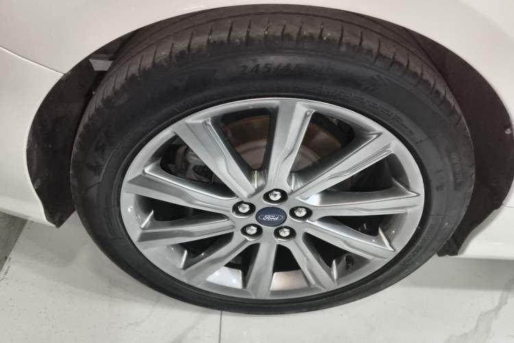 Used Ford Taurus 2019 EcoBoost 245 Premium Edition
