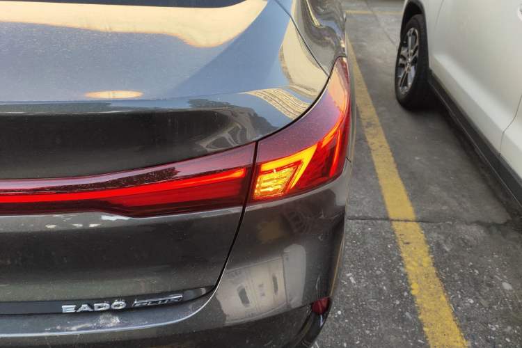 Used Changan Eado 2025 PLUS 1.4T Dual-Clutch High-Energy Version
