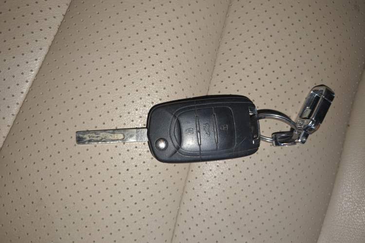 Used Baojun 730 2016 1.5L Manual Comfort Version 7 Seats China V Emission Standard