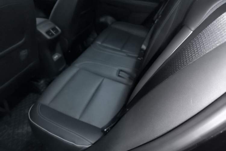 Used Buick Envision 2022 Facelift Encore S 552T Two-Wheel-Drive Luxury Model
