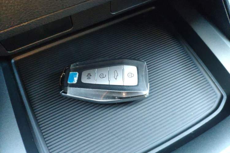 Used  King Kong 2025 430 km Two-Wheel Drive Long Bed – Lucky King