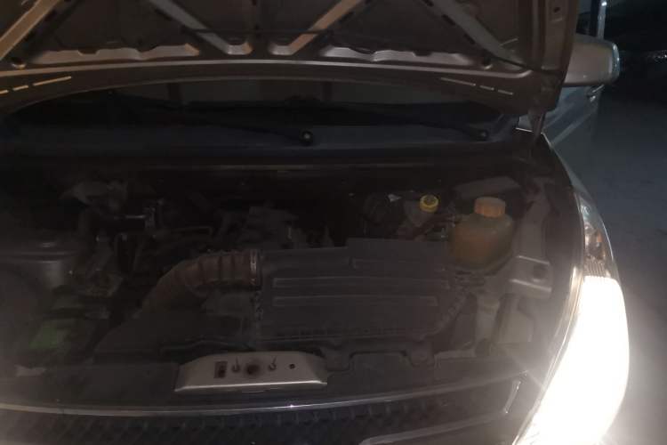 Used Wuling Rongguang V 2016 1.5L Standard Version
