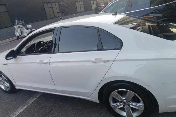 Used Volkswagen Lamando 2019 230TSI DSG Fashion Edition China VI
