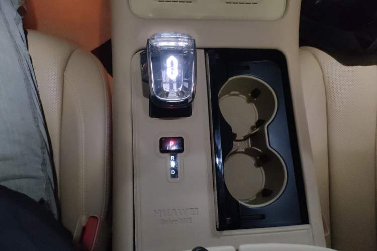 Used Hima AITO M7 2024 1.5T Rear-Drive Plus Version 5 Seats
