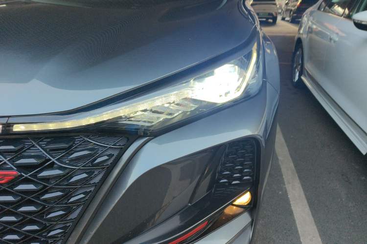 Used Changan CS75 PLUS 2021 1.5T Automatic Luxury Version
